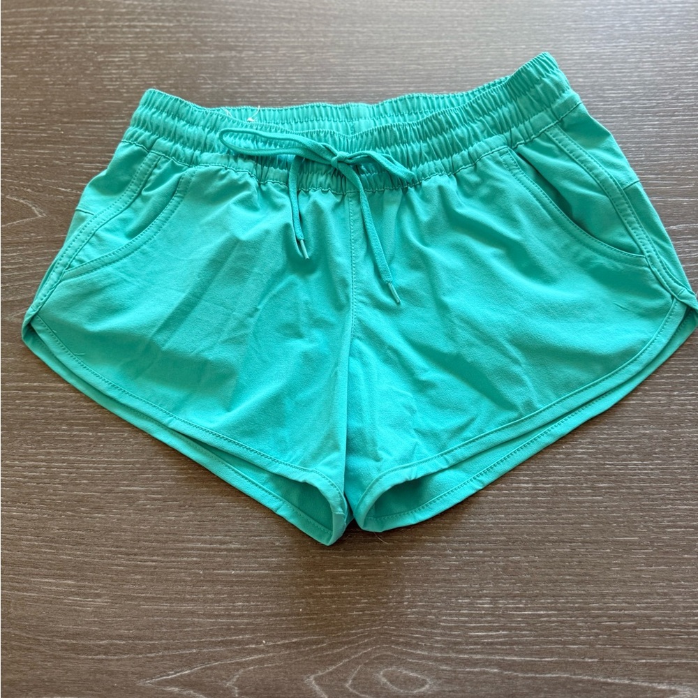 Columbia Women's Aqua Athletic Shorts